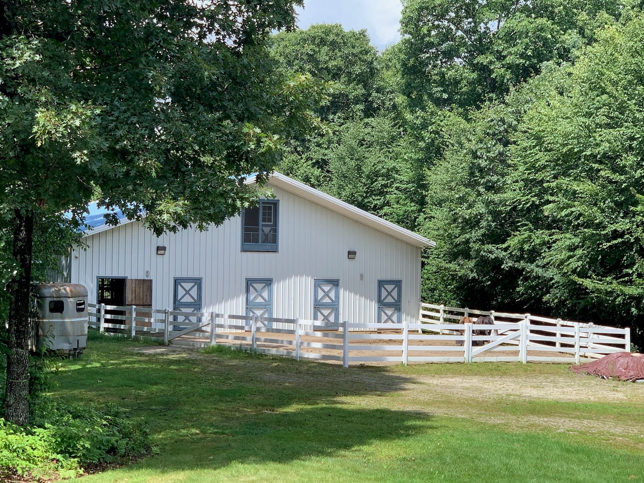 Barn and facilities at The Refuge at Lyric Farm